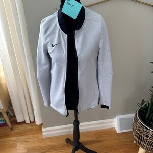 Nike zip up